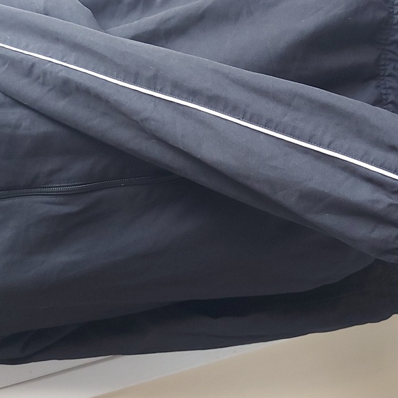 Adidas Junior Jacket - Picture 2 of 4